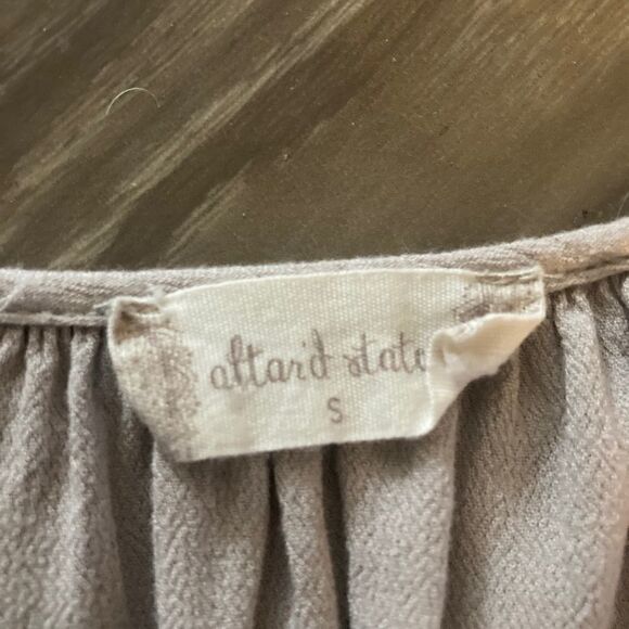 Altar’d State Pheasant light gray long sleeve - Picture 3 of 5